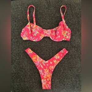 Kulani Kinis Viva Dreama Bikini Set w/ Sarong